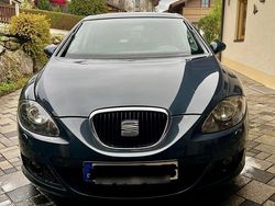 Grau Gebraucht 2008 Seat Leon Kleinwagen | 2.200 €