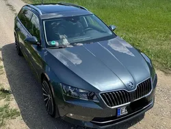 Grau Gebraucht 2018 Skoda Superb Style Kombi | 19.999 € (Fairer Preis)