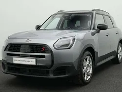 Grün Gebraucht 2024 Mini Countryman SUV | 38.800 € (Guter Preis)