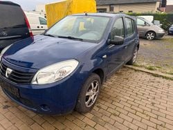 Blau Gebraucht 2009 Dacia Sandero Kleinwagen | 1.790 € (Etwas zu teuer)