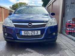 Blau Gebraucht 2007 Opel Astra Edition Limousine | 2.299 € (Etwas zu teuer)