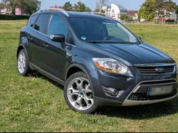 Grau Gebraucht 2009 Ford Kuga Titanium SUV | 6.200 € (Fairer Preis)