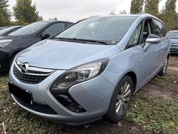 Silber Gebraucht 2016 Opel Zafira Tourer Van / Kleinbus | 14.999 € (Teuer)