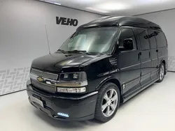 Grau Gebraucht 2013 Chevrolet Express Van / Kleinbus | 49.900 €