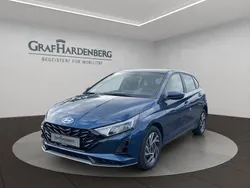 Blau Neu 2025 Hyundai i20 Trend Limousine | 20.890 € (Fairer Preis)