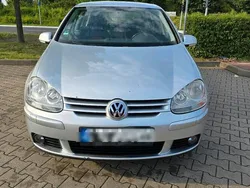 Grau Gebraucht 2006 VW Golf V Limousine | 1.700 € (Guter Preis)