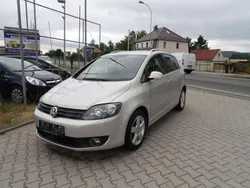 Grau Gebraucht 2010 VW Golf Plus Cross Team Van / Kleinbus | 6.999 € (Fairer Preis)