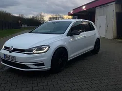 Weiß Gebraucht 2019 VW Golf VII IQ Drive Limousine | 11.100 € (Guter Preis)