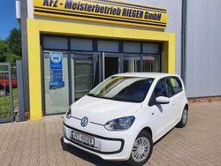 Weiss Gebraucht 2016 VW up! move up! Kleinwagen | 9.500 € (Etwas zu teuer)
