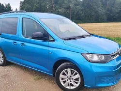Blau Gebraucht 2022 VW Caddy Life Van / Kleinbus | 27.900 € (Guter Preis)