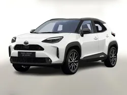 Platinweiß metallic / dachfarbe platinweiß metallic / dachfarbe Neu 2025 Toyota Yaris Cross Sport SUV | 32.857 € (Fairer Preis)