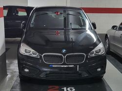 Schwarz Gebraucht 2015 BMW 218 Active Tourer Van / Kleinbus | 8.300 € (Fairer Preis)