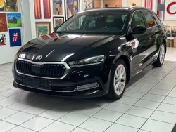 Schwarz Gebraucht 2022 Skoda Octavia Style Kombi | 19.500 € (Guter Preis)