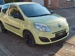 Gelb Gebraucht 2007 Renault Twingo Authentique Kleinwagen | 1.699 € (Etwas zu teuer)