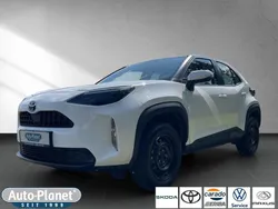 Schneeweiß Gebraucht 2022 Toyota Yaris Hybrid SUV | 23.490 € (Superpreis)