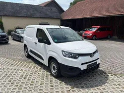 Weiß Gebraucht 2022 Toyota Proace City Van | 16.800 € (Guter Preis)