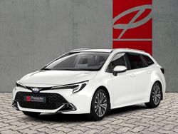 Weiß Gebraucht 2022 Toyota Corolla Team Kombi | 32.754 € (Teuer)