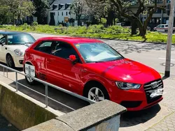 Rot Gebraucht 2015 Audi A3 Ambiente Limousine | 11.600 € (Etwas zu teuer)