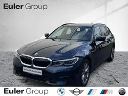 Blau Gebraucht 2022 BMW 320 Sport Line Kombi | 30.977 € (Guter Preis)
