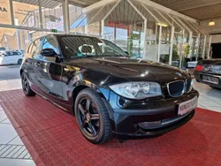 Schwarz Gebraucht 2009 BMW 116 Advantage Kleinwagen | 3.500 €