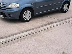Grau Gebraucht 2007 Citroën C3 Kleinwagen | 1.550 €