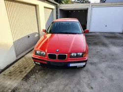 Rot Gebraucht 1999 BMW 316 Kombi | 2.500 € (Teuer)
