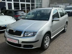 Silber Gebraucht 2006 Skoda Fabia Cool Edition Kombi | 2.950 € (Etwas zu teuer)