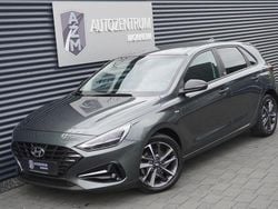 Grau Gebraucht 2021 Hyundai i30 Edition 30+ Limousine | 16.990 € (Fairer Preis)