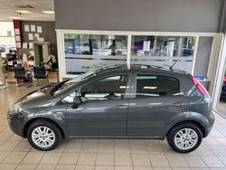Schwarz Gebraucht 2018 Fiat Punto Kleinwagen | 4.990 € (Fairer Preis)