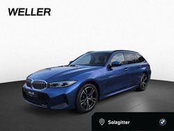 Blau Gebraucht 2024 BMW 330 M Sport Kombi | 47.250 € (Teuer)