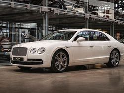 Weiß Gebraucht 2014 Bentley Flying Spur Limousine | 74.900 €