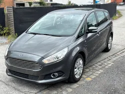 Grau Gebraucht 2017 Ford S-MAX S Van / Kleinbus | 7.750 € (Teuer)