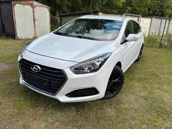 Weiß Gebraucht 2015 Hyundai i40 Kombi | 9.600 € (Fairer Preis)