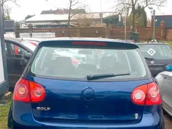 Andere außenfarben Gebraucht 2004 VW Golf V Kleinwagen | 2.000 € (Fairer Preis)