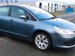 Grau Gebraucht 2006 Citroën C4 Limousine | 3.950 €