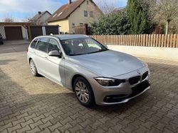 Silber Gebraucht 2016 BMW 318 Sport Line Kombi | 13.000 € (Guter Preis)