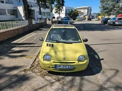 Gelb Gebraucht 2008 Renault Twingo Kleinwagen | 1.800 €