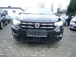 Schwarz Gebraucht 2021 Dacia Sandero Essentiel Kleinwagen | 8.999 €