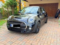 Schwarz Gebraucht 2018 Mini Cooper S Kleinwagen | 14.900 € (Guter Preis)