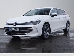 Pure white Gebraucht 2024 VW Passat Business Kombi | 36.295 € (Guter Preis)