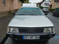 Silber Gebraucht 1990 Audi 100 Limousine | 6.000 €