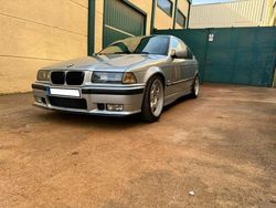Grau Gebraucht 1998 BMW 325 Sport Line Limousine | 16.000 €