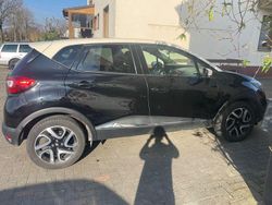Schwarz Gebraucht 2016 Renault Captur XMOD SUV | 8.700 € (Fairer Preis)