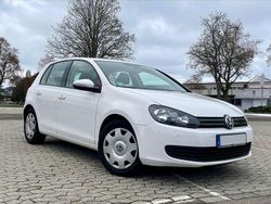 Weiß Gebraucht 2010 VW Golf VI Comfortline Limousine | 3.300 € (Superpreis)