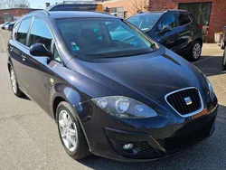 Schwarz Gebraucht 2011 Seat Altea XL Van / Kleinbus | 4.499 € (Fairer Preis)