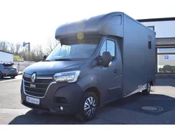 Grau (metallic) Gebraucht 2021 Renault Master Van | 59.889 €