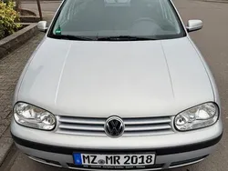 Grau Gebraucht 1999 VW Golf IV Kombi | 1.200 € (Guter Preis)