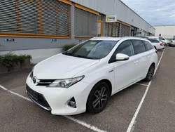 Weiß Gebraucht 2015 Toyota Auris Touring Sports Edition Kombi | 7.699 € (Fairer Preis)