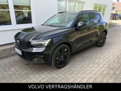 Onyx black metallic Gebraucht 2024 Volvo XC40 Plus SUV | 42.590 € (Teuer)