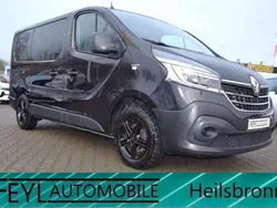 Schwarz Gebraucht 2020 Renault Trafic Van | 25.900 € (Teuer)